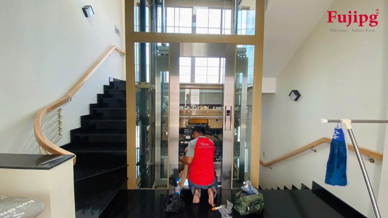 Thang máy nhập khẩu sang trọng cho biệt thự